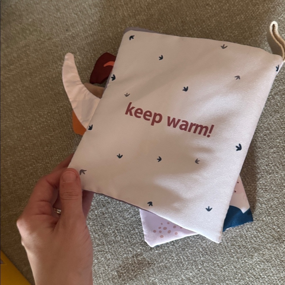 Richgv Soft Baby Book Crinkle Pages Dinosaur Tails Touch and Feel - Picture 5 of 5